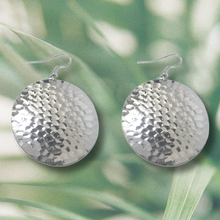 Load image into Gallery viewer, Silver Hammered Circle Earrings
