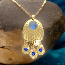 Load image into Gallery viewer, Hammered Sapphire Chandelier Necklace
