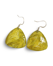 Load image into Gallery viewer, Yellow &amp; White Hand Painted Marbleized Guitar Pick Earrings
